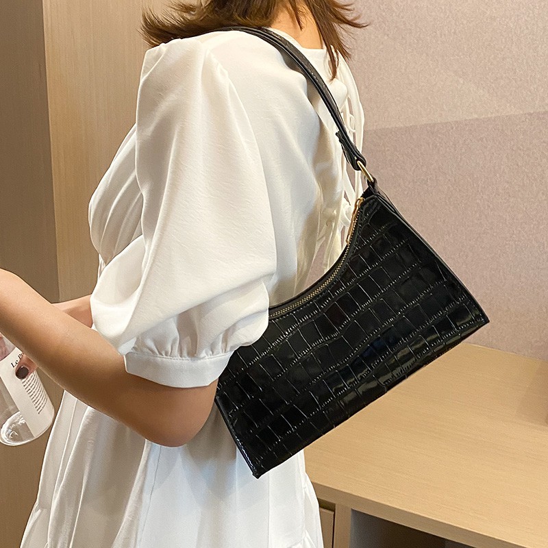 Túi kẹp nách kiểu Pháp vân da cá sấu thời trang giá rẻ | BigBuy360 - bigbuy360.vn