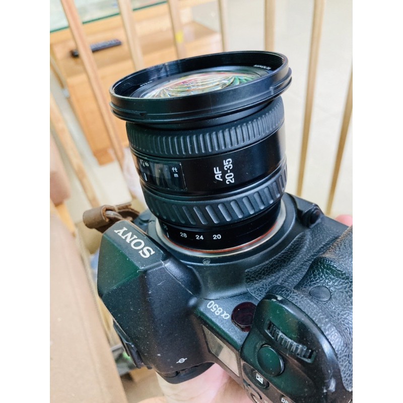 Lens góc rộng Minolta AF 20-35mm F3.5-4.5 ngàm A ( sony A và Minolta AF)