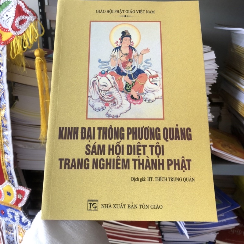 [Mã SMI23 giảm 8% đơn 300K] Kệ kinh đại thông phương quảng sám hối diệt tội trang nghiêm thành phật