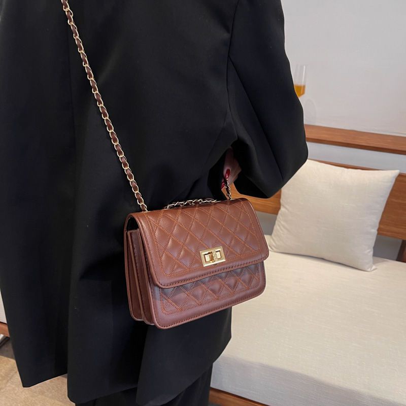 Túi Đeo Chéo Nhỏ Hình Vuông Thêu Họa Tiết Kim Cương Thời Trang Cho Nữ