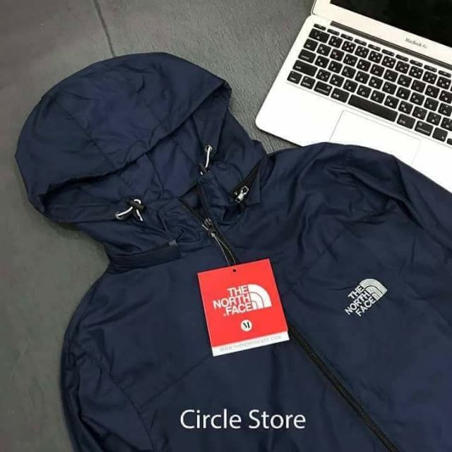 Áo gió đôi The North Face truyền thống
