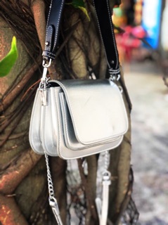 Túi xách mini đeo chéo màu bạc