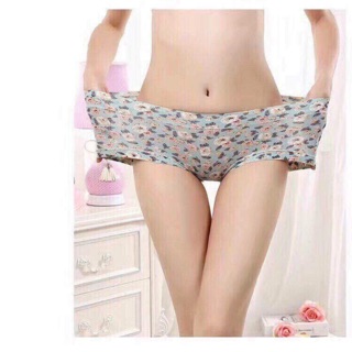 Quần lót nữ giá 250k/10c