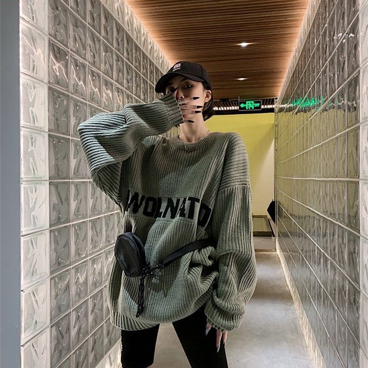 Áo sweater dệt kim dáng rộng cổ tròn in họa tiết chữ cái năng động dễ phối đồ dành cho nữ