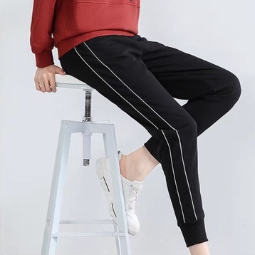 Quần jogger nữ bo gấu 2 sọc nhí Homieyl cao cấp, quần thể thao nữ dây rút màu đen chất vải Mỳ Hàn đẹp