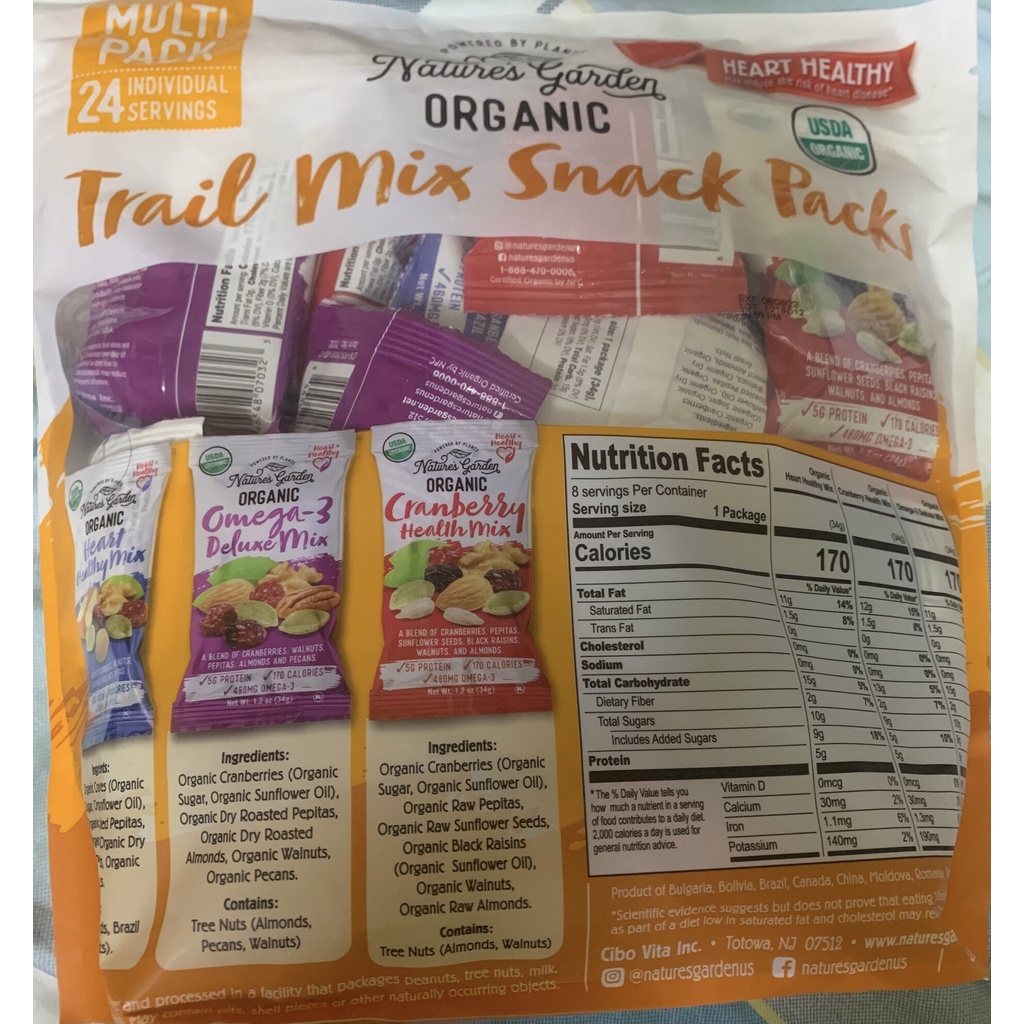 Hạt sấy khô tổng hợp Nature’s Garden Trail Mix Snack Packs 816g Mỹ
