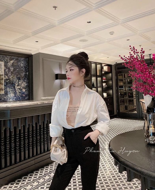 Áo ống lưới 2 lớp thêu chữ hot