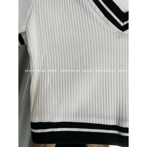 [ẢNH THẬT 100%]Áo croptop thun gân cổ tim viền đen siêu dễ mix đồ- Hàng có sẵn | BigBuy360 - bigbuy360.vn