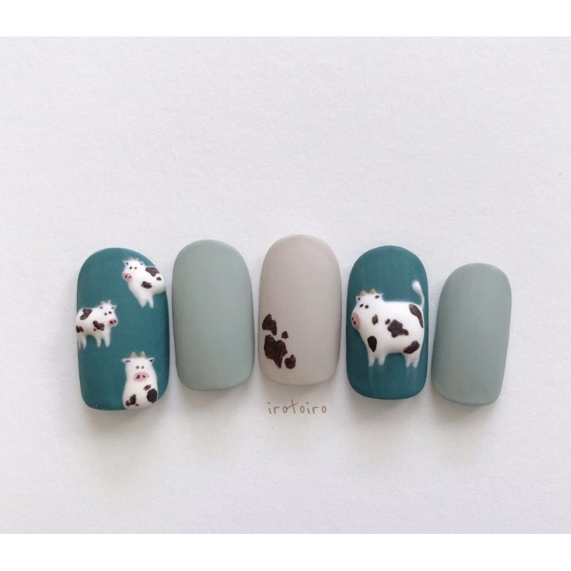 móng úp thiết kế/ nailbox bò sữa cả con
