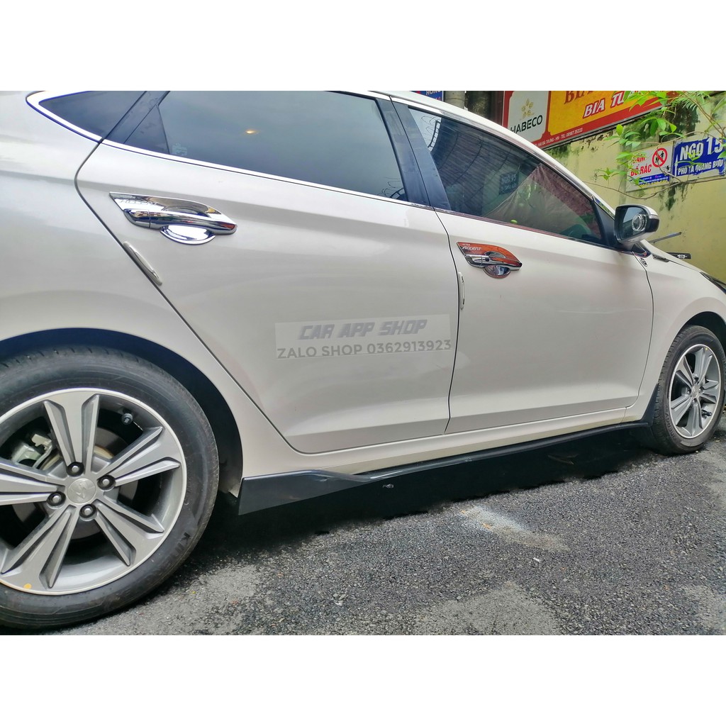 lip hông xe Hyundai Accent đời 2018-2020