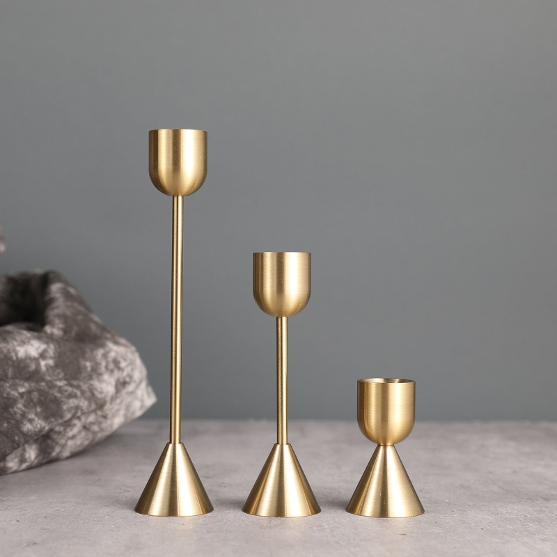 Set 3 Giá Đỡ Đèn Cầy Bằng Kim Loại Tiện Dụng