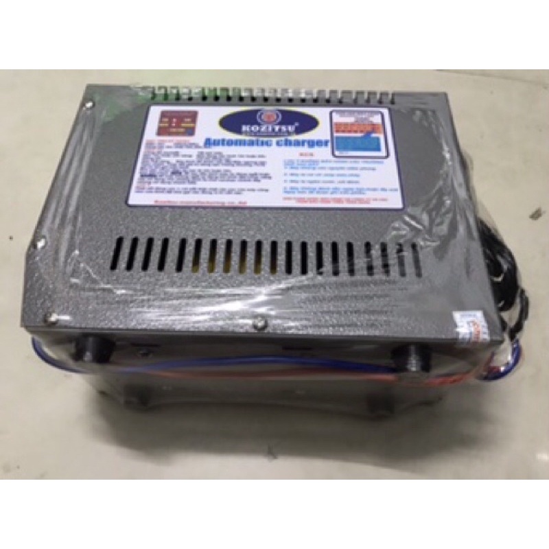 Bộ sạc ắc quy KOZITSU sạc 12v và 24v dòng 10A automatic changer