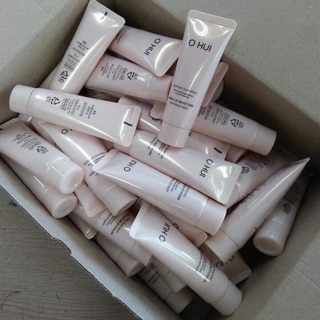 Sữa rửa mặt Ohui Miracle Moisture Cleansing Foam 40ml Hàn Quốc 40ml