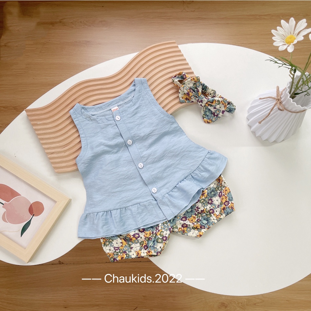 Bộ bé gái sát nách cài cúc  hoa nhí kèm  tu ban chất đũi mềm BH02