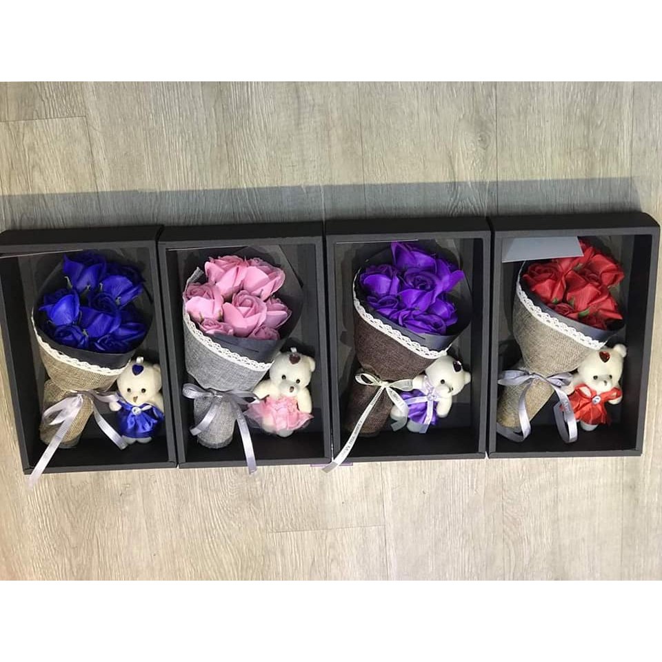 Hoa Hồng Sáp Thơm Bó 7 Bông Kèm Gấu .Tặng Người Yêu .Rất Lãng Mạng Có Hộp Sang Trọng