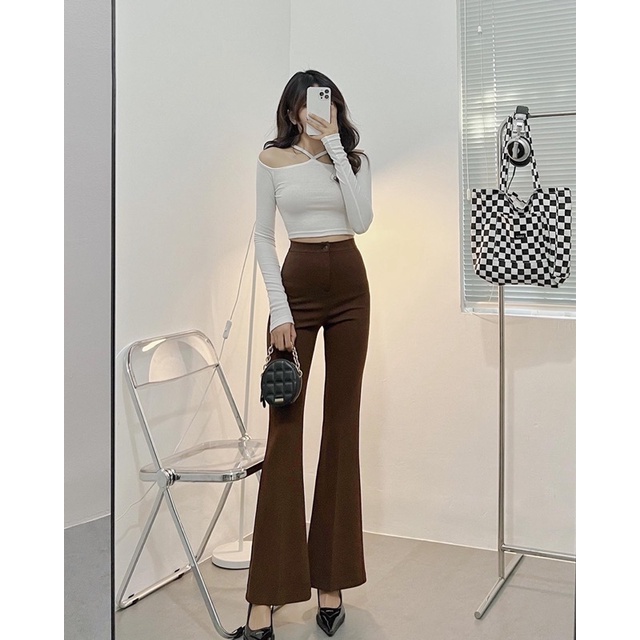 Yếm khoét vai tay dài