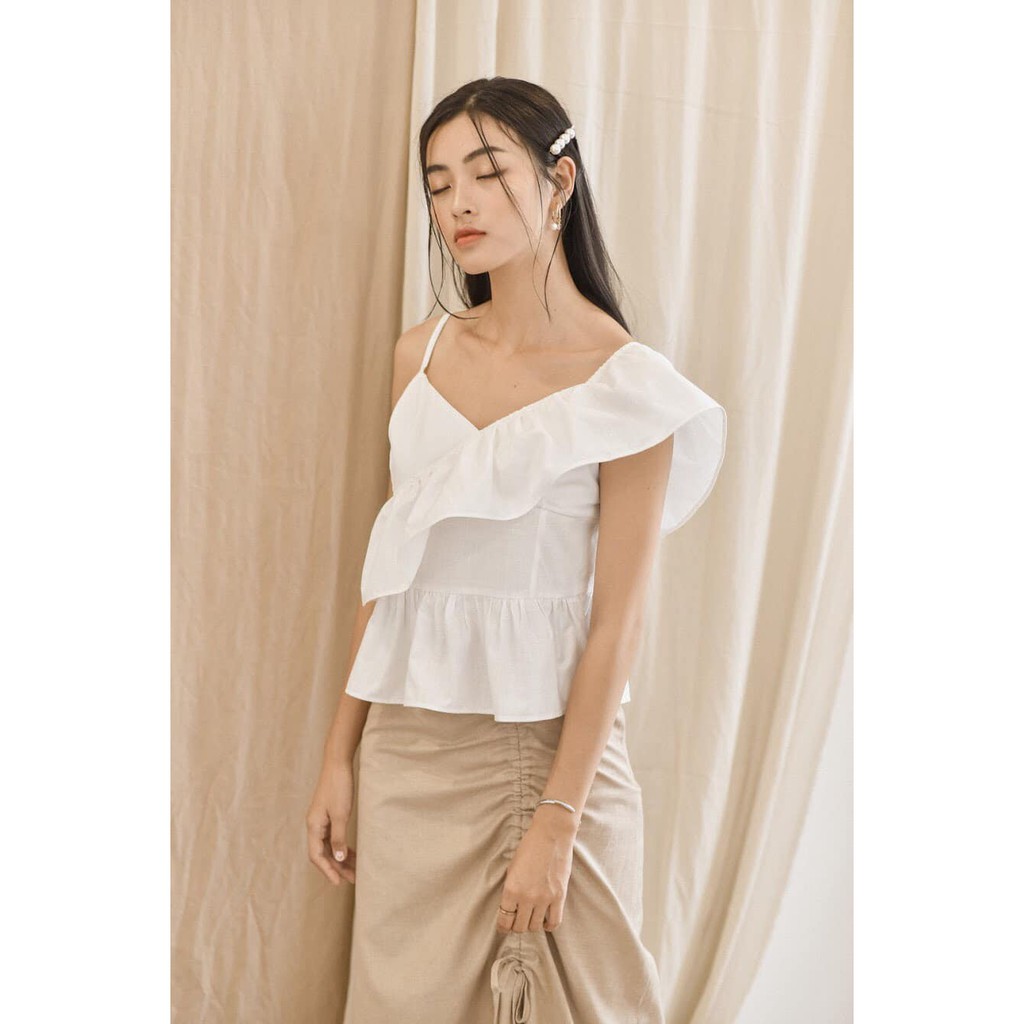 25 STUDIO Áo croptop viền bèo dây lệch trễ vai Ruffled Top