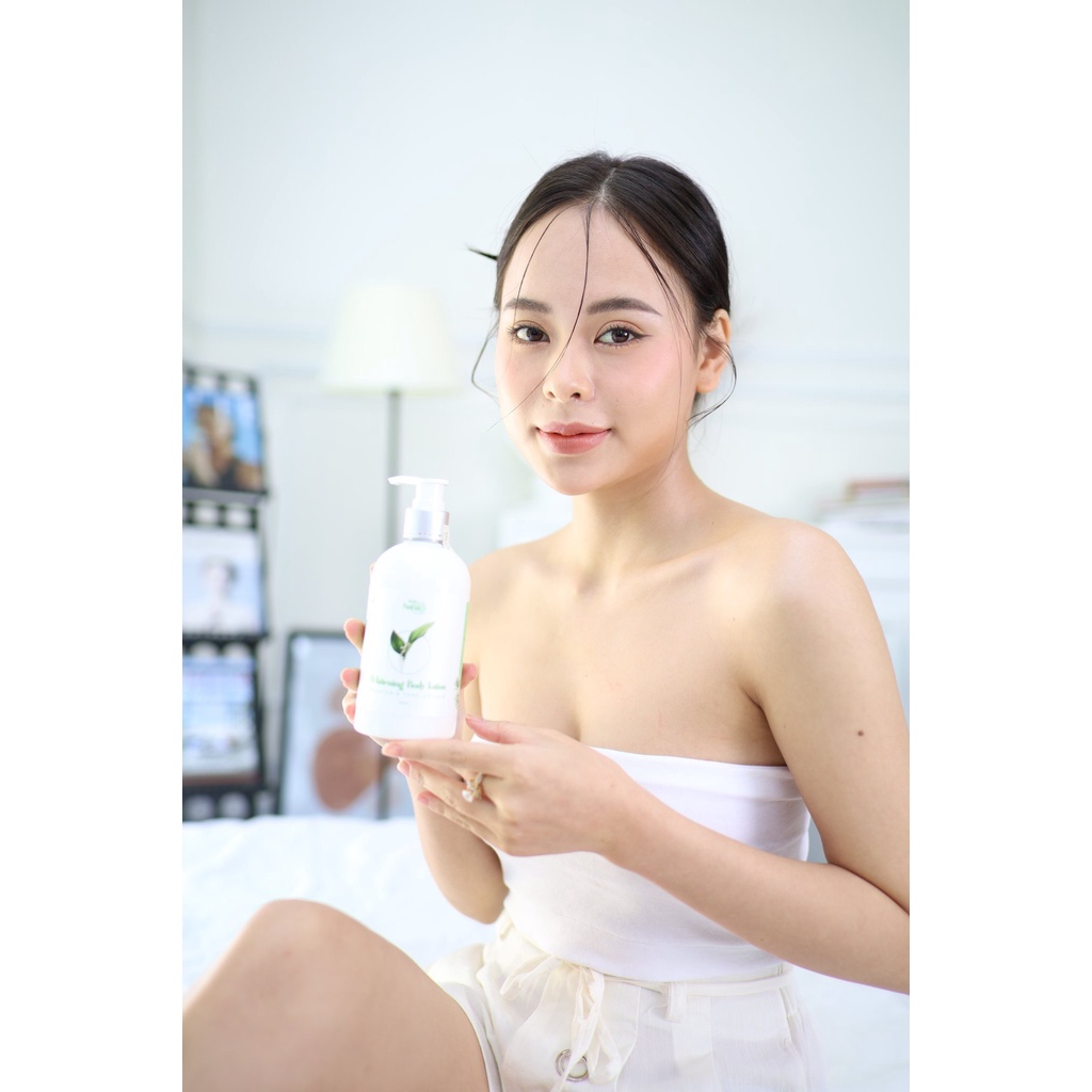 Kem Dưỡng Trắng Da Body RIORI HANA Whitening Body Lotion 300g (Mẫu Mới)