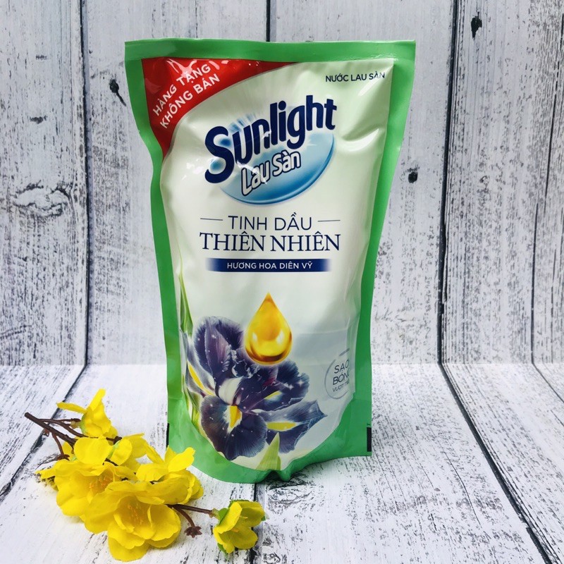 Nước Lau Sàn Sunlight Thiên Nhiên Chiết Xuất Chanh Yuzu & Tinh Dầu Sả 700G / Diên Vỹ 550G / Lily 550g