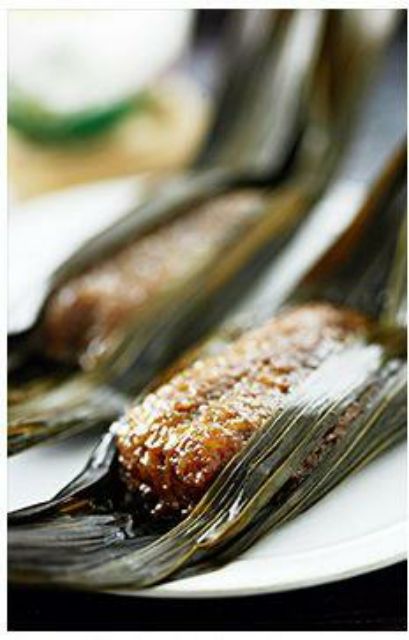 Lá Tre khô dùng để gói bánh ú, xấp 200g kèm 1 lọn dây cột bánh