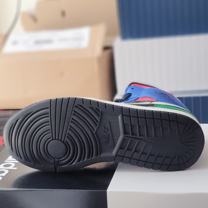 Giày Air Jordan 1 Mid Multi Patent, size 40.5, real 2hand