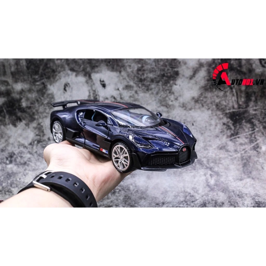 MÔ HÌNH XE BUGATTI DIVO DARK BLUE 1:22 DOUBLE HORSES 7713