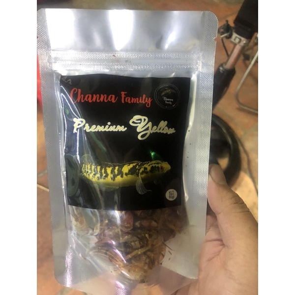 Tôm sấy dành cho lóc vẩy rồng vàng