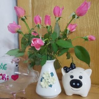 Lọ hoa đắp hoa nổi 3D cao cấp