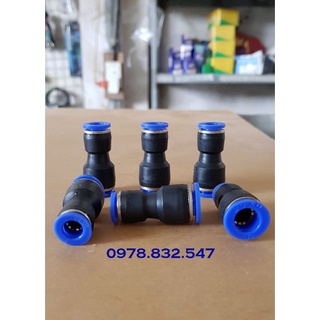 Đầu nối chuyển đổi ống phun sương 10-8