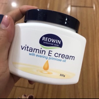 Kem dưỡng Vitamin E Redwin Úc