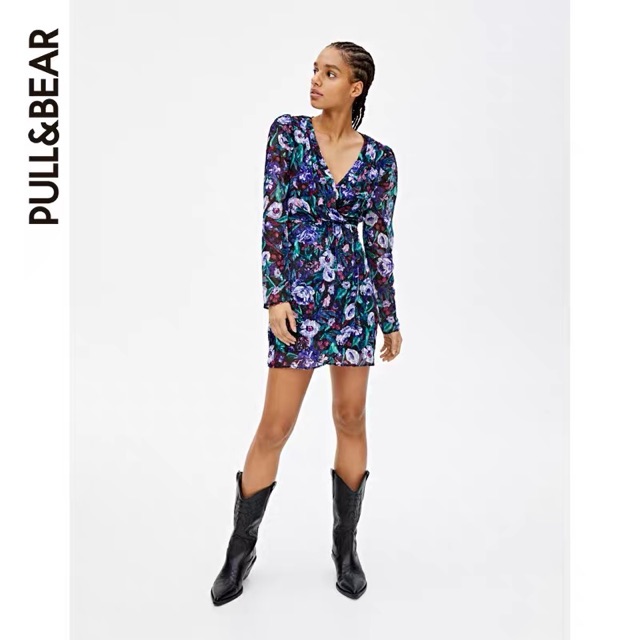 Váy hoa Pull&Bear auth canh sale,kèm ảnh thật