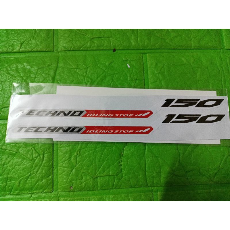 Bộ chữ dán 150 xe vario Techno màu đỏ