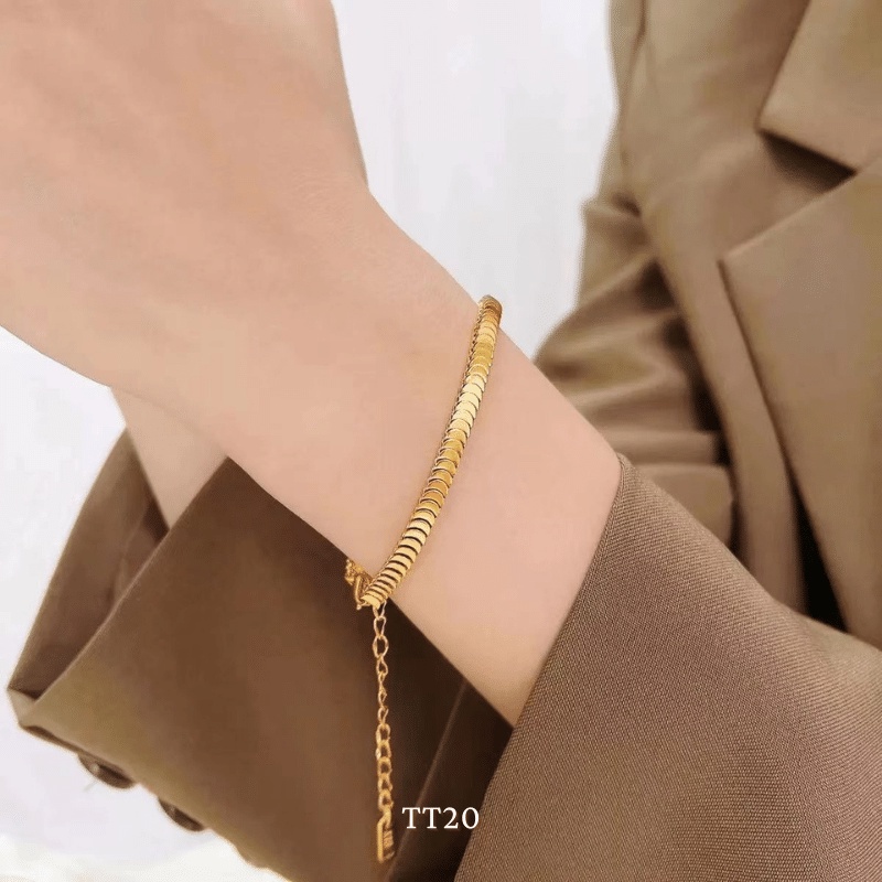 Vòng tay titan không đen gỉ dạng vẩy cá thời trang unisex Annie TT20
