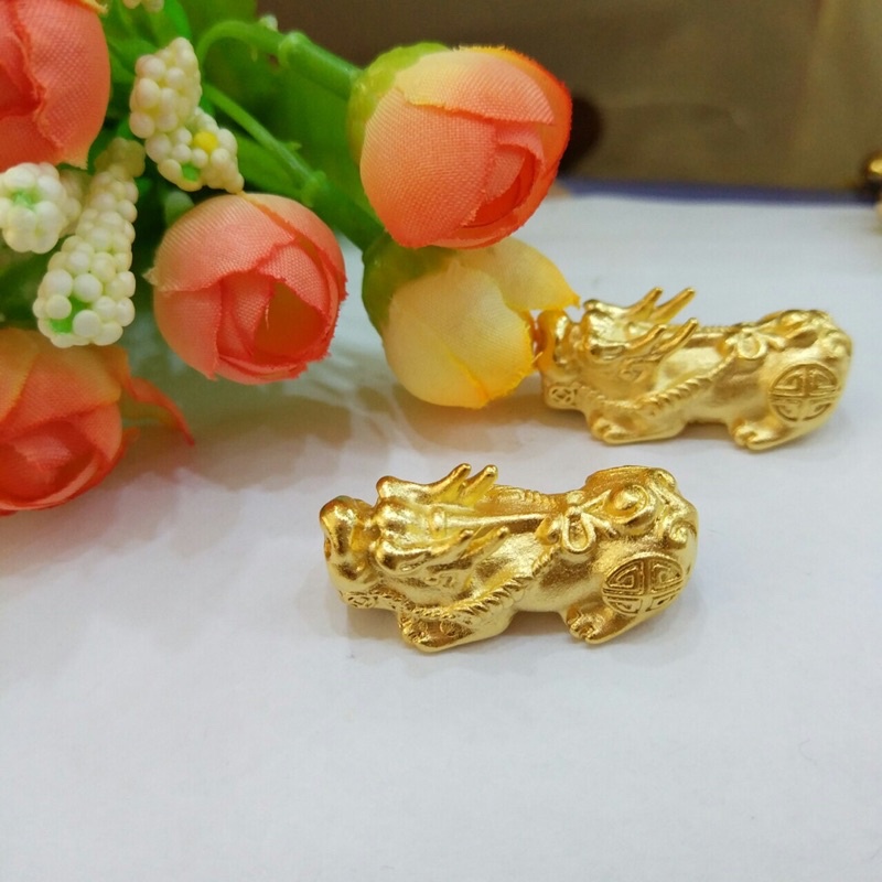 Charm tỳ hưu xỏ vòng tay - KL111