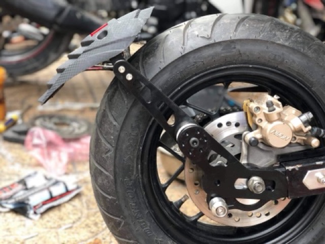 Chắn bùn la mã pass nhôm tăng chỉnh thoải mái đúng cho bánh 12in cho msx , tnt 125 , demons 110 pass ốc đầy đủ