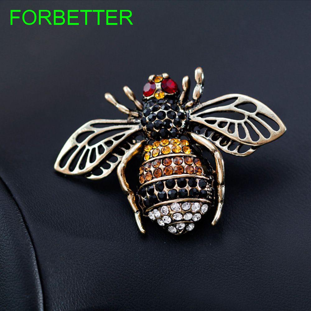 Cài áo hình ong đính đá thời trang đẹp mắt