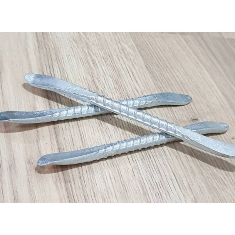 1 Cây nạy vỏ xe