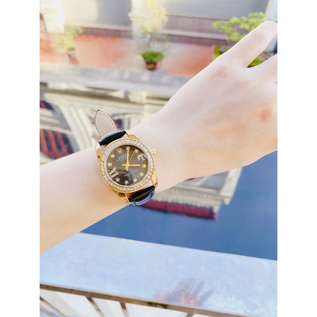 Đồng hồ nữ Rolex dây da nhẹ nhàng thanh lịch