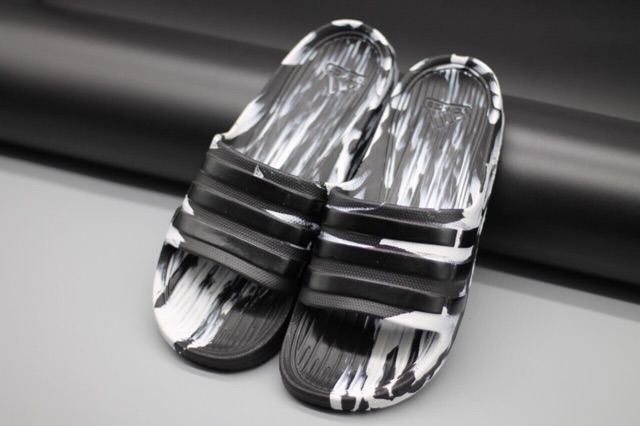 Dép lê nam , dép nam quai ngang đúc chất nhẹ màu loang đen kẻ 3 xọc đen [free ship&gt;50k]