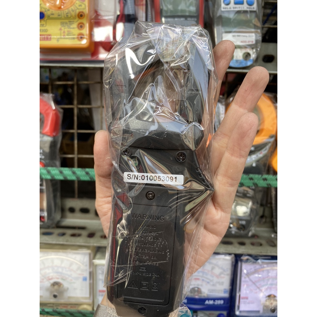 Đồng hồ vạn năng điện tử màn hình LCD WINAPEX 8202 chuyên nghiệp