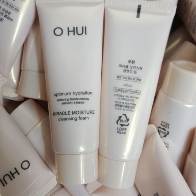 SỮA RỬA MẶT OHUI HỒNG MIRACLE MOISTURE CLEANSING FOAM 40ML