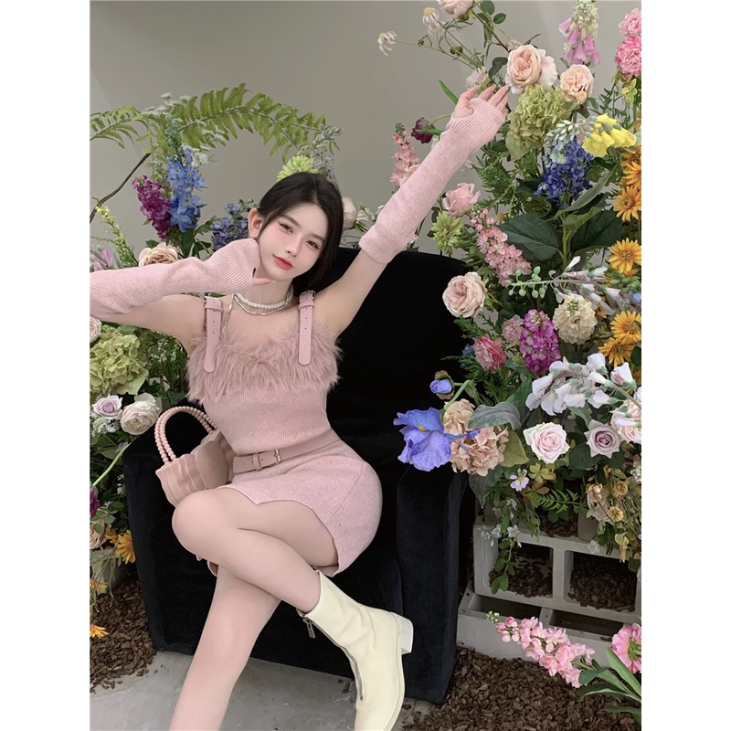 Đầm Dệt Kim Hai Dây Phối Lông Thời Trang Thu Đông 2022