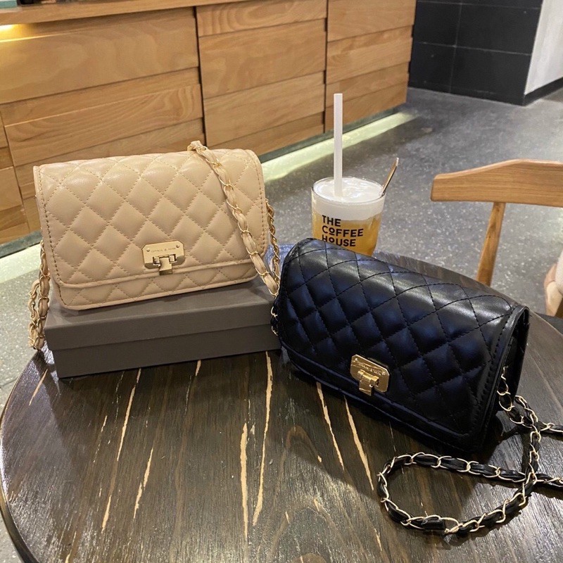 Túi CNk trần trám đeo chéo nữ thời trang dập logo