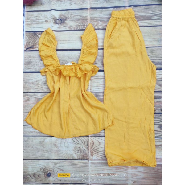 Sét áo croptop quần ống rộng | BigBuy360 - bigbuy360.vn