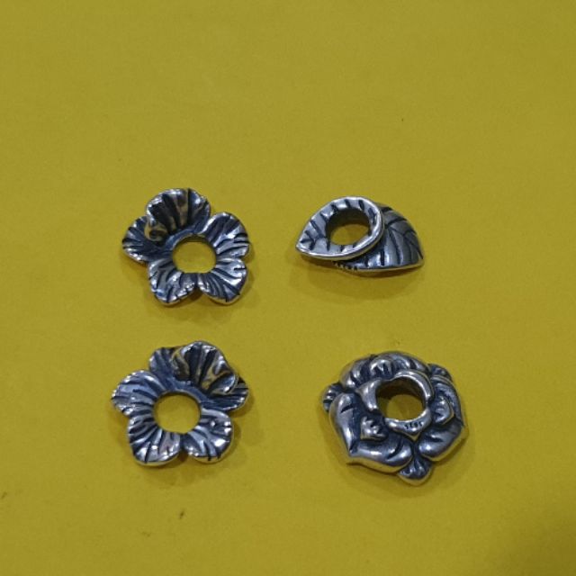 Charm bạc 925 ốp hoa lá