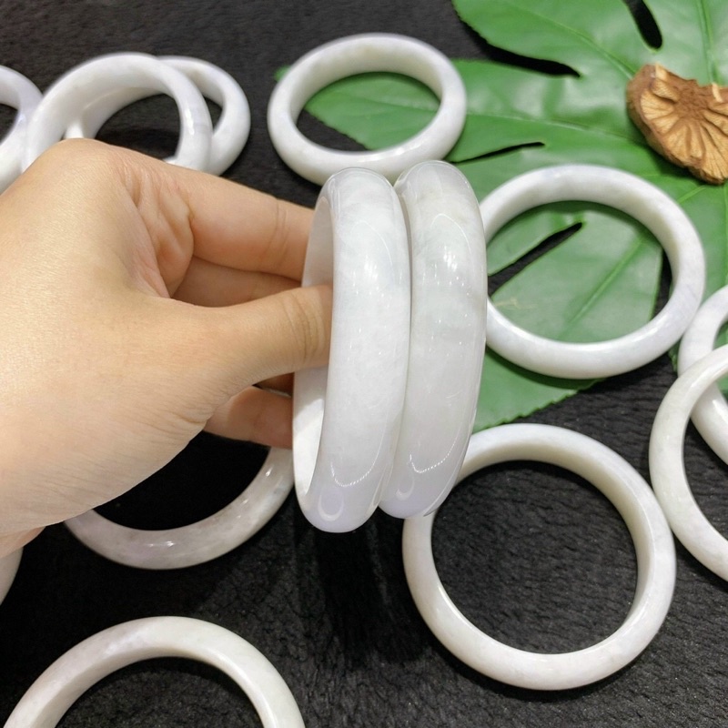 Vòng Kiềng Đá Mặt Trăng Size 50-58mm