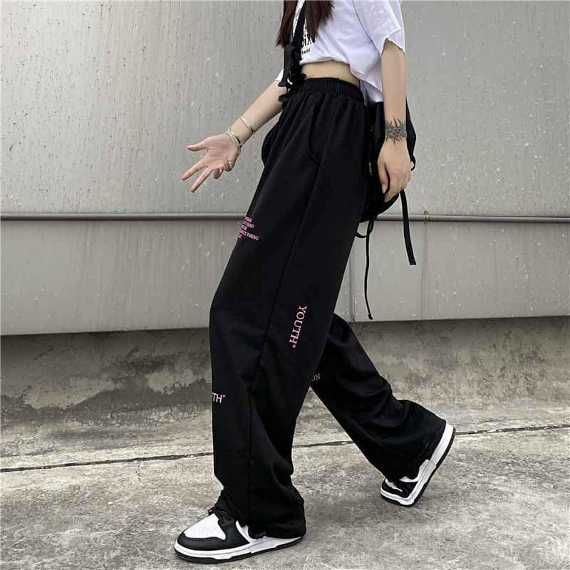 Quần jogger ống rộng dây rút nam nữ in chữ chất nỉ mềm mịn, thoáng mát, form chuẩn