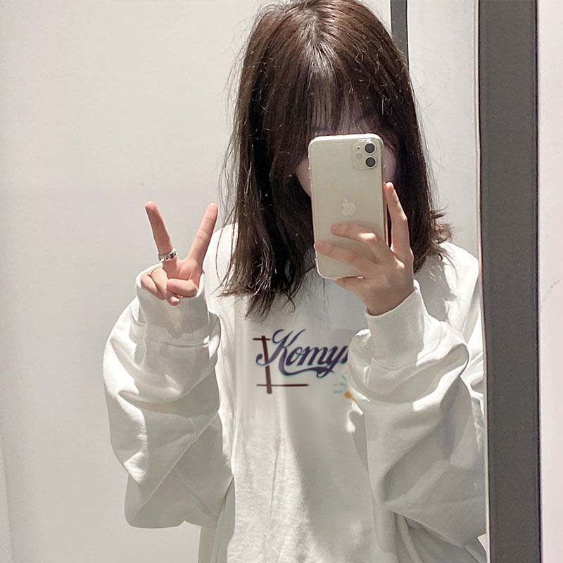 Áo Hoodie Dáng Rộng Cổ Tròn Họa Tiết Gấu Và Dâu Tây Xinh Xắn Dành Cho Nữ