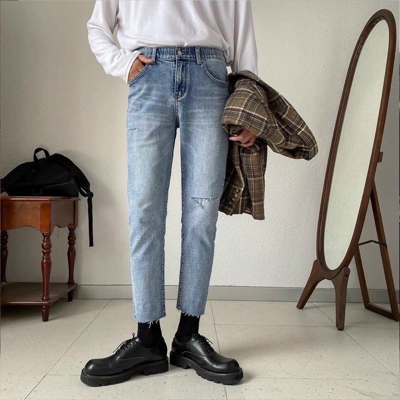 QUẦN JEANS XANH NHẠT RÁCH GỐI ( hình chụp thật )