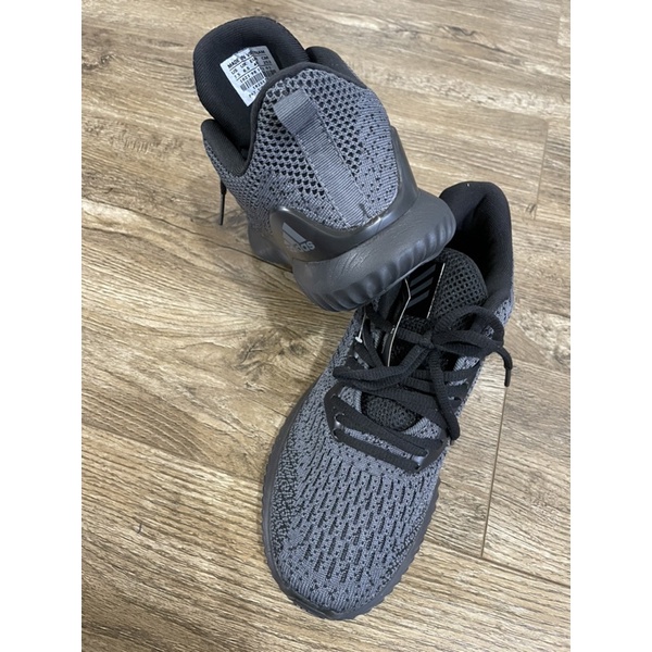 Giày thể thao new tag pass